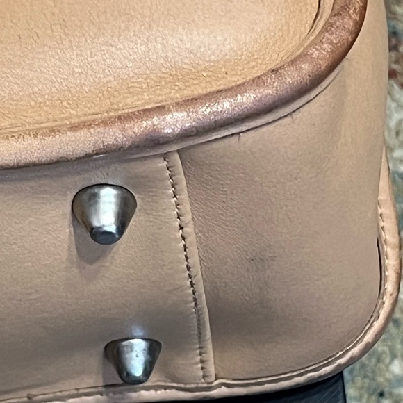 Vintage Coach Legacy Bag 9966 Camel w/Silver Nickel Hardware - Picture 14 of 14